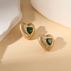 Emerald heart elegance