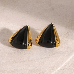 TRI BLACK STUDS
