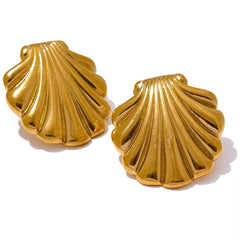 Shell earrings