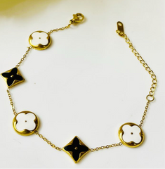 Black n White dainty Bracelet