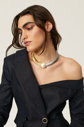 Oversized pearl choker