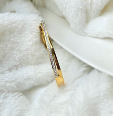 Single line diamonte bracelet