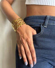 Open branches Cuff