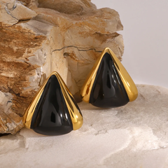 TRI BLACK STUDS