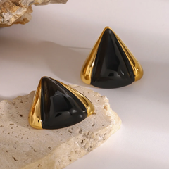 TRI BLACK STUDS