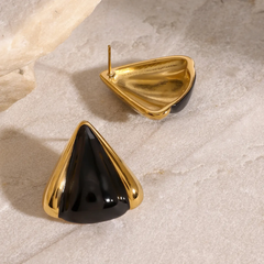 TRI BLACK STUDS
