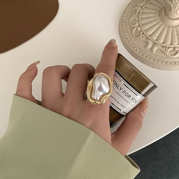 Adjustable Abstract Pearl Ring