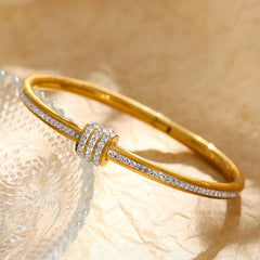 Twisted sparkle bracelet